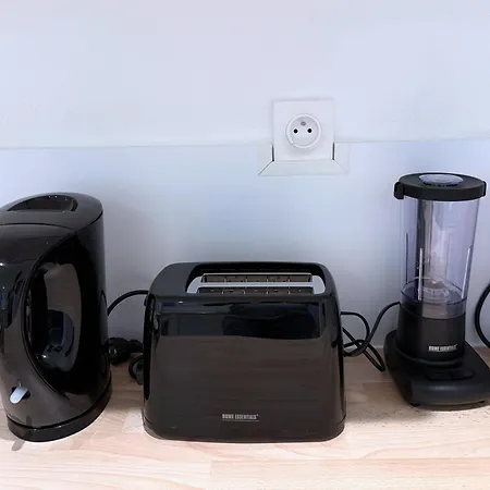 La Maison Nette, Calme, Parking, 6 Min A Gare 아미앵